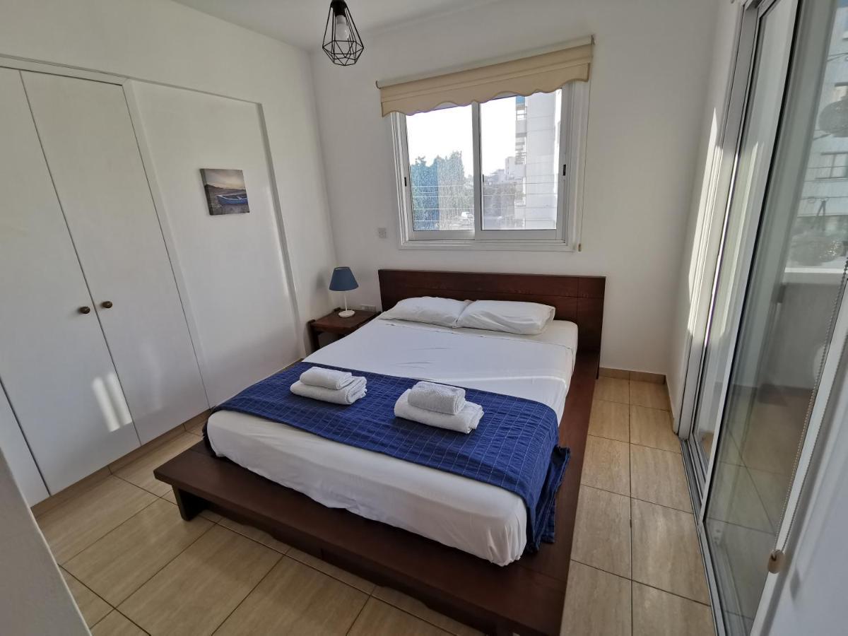 Carisa Downtown With Rooftop Pool Larnaca Exterior photo