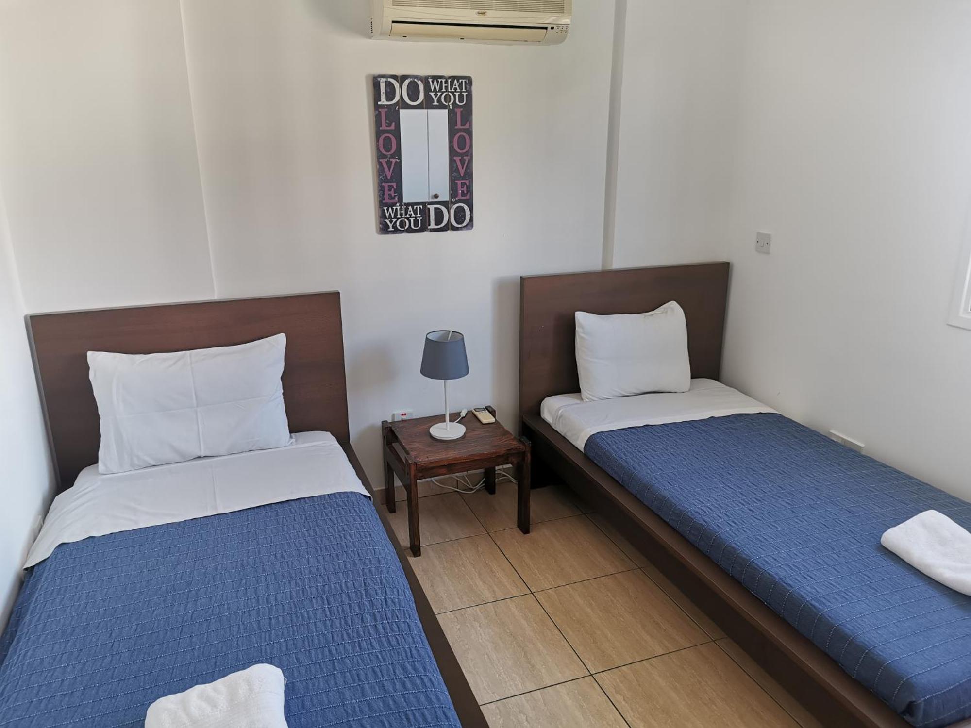 Carisa Downtown With Rooftop Pool Larnaca Exterior photo