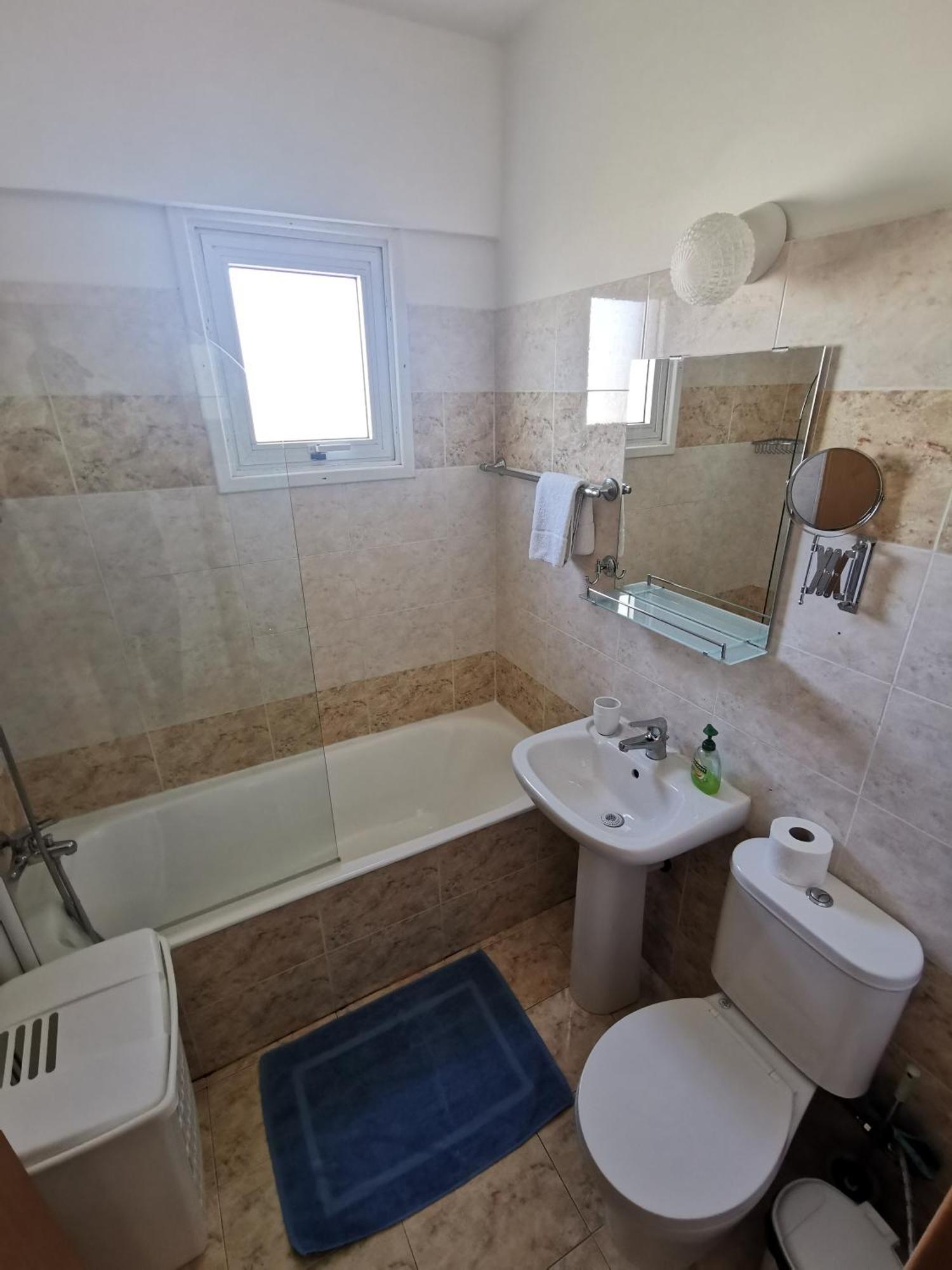 Carisa Downtown With Rooftop Pool Larnaca Exterior photo